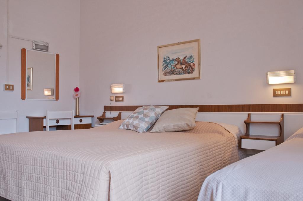 Albergo La Rosetta Chianciano Terme Exterior photo