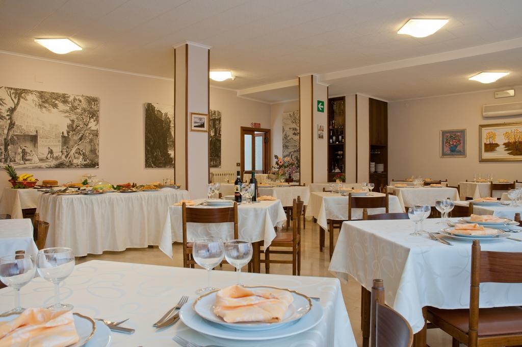 Albergo La Rosetta Chianciano Terme Exterior photo