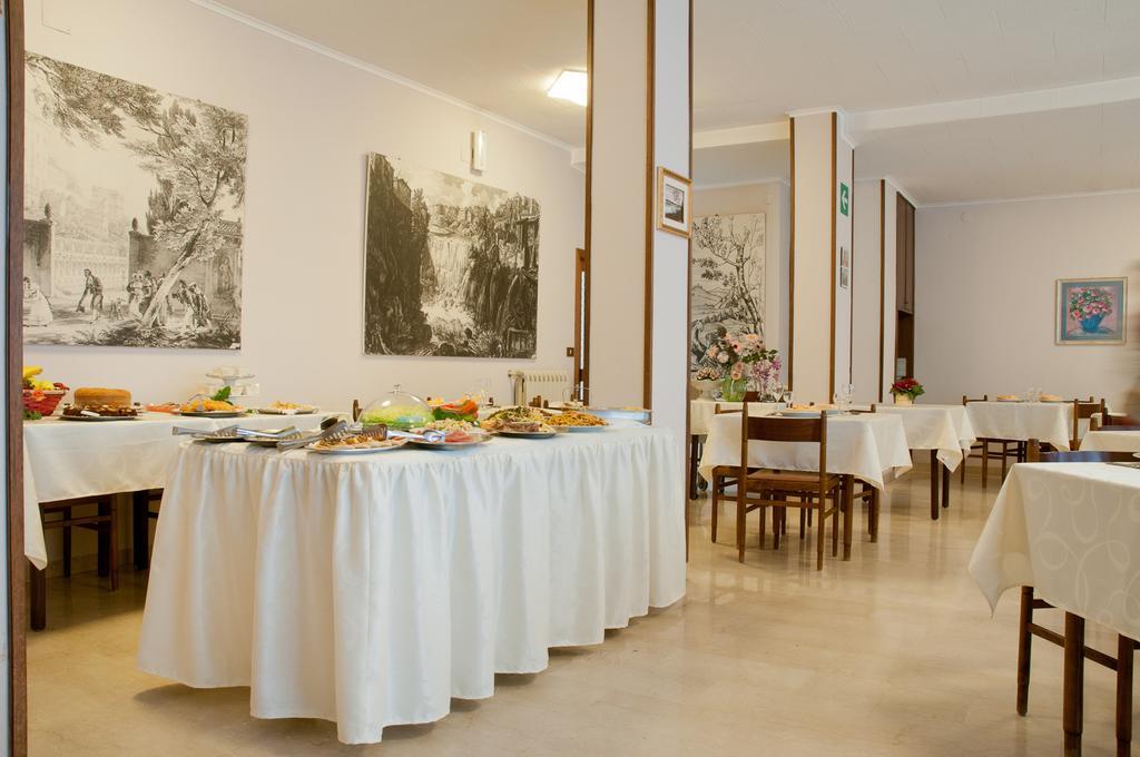 Albergo La Rosetta Chianciano Terme Exterior photo